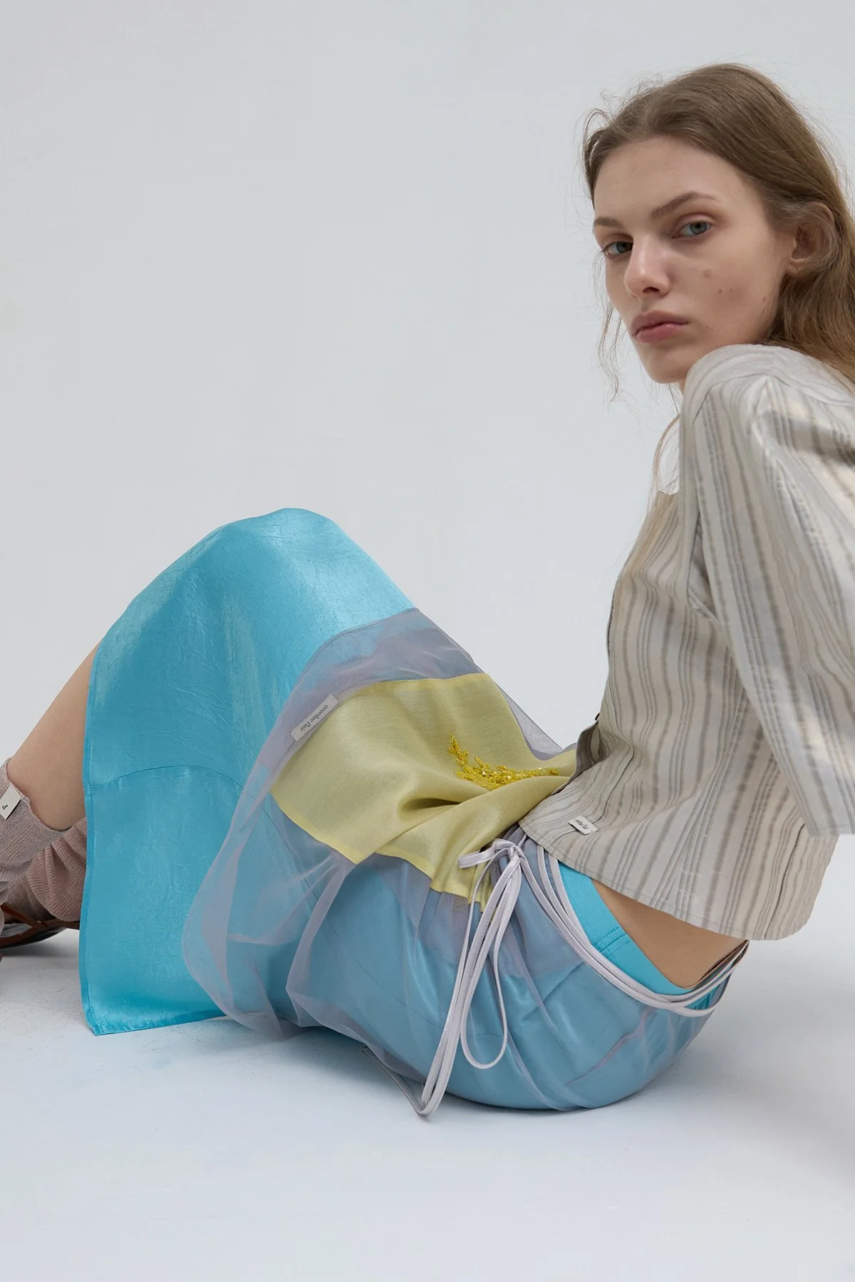                      [EXCLUSIVE/SLIP SKIRT SET] BEADED LAYERED WRAP SKIRT_YELLOW/BLUE
