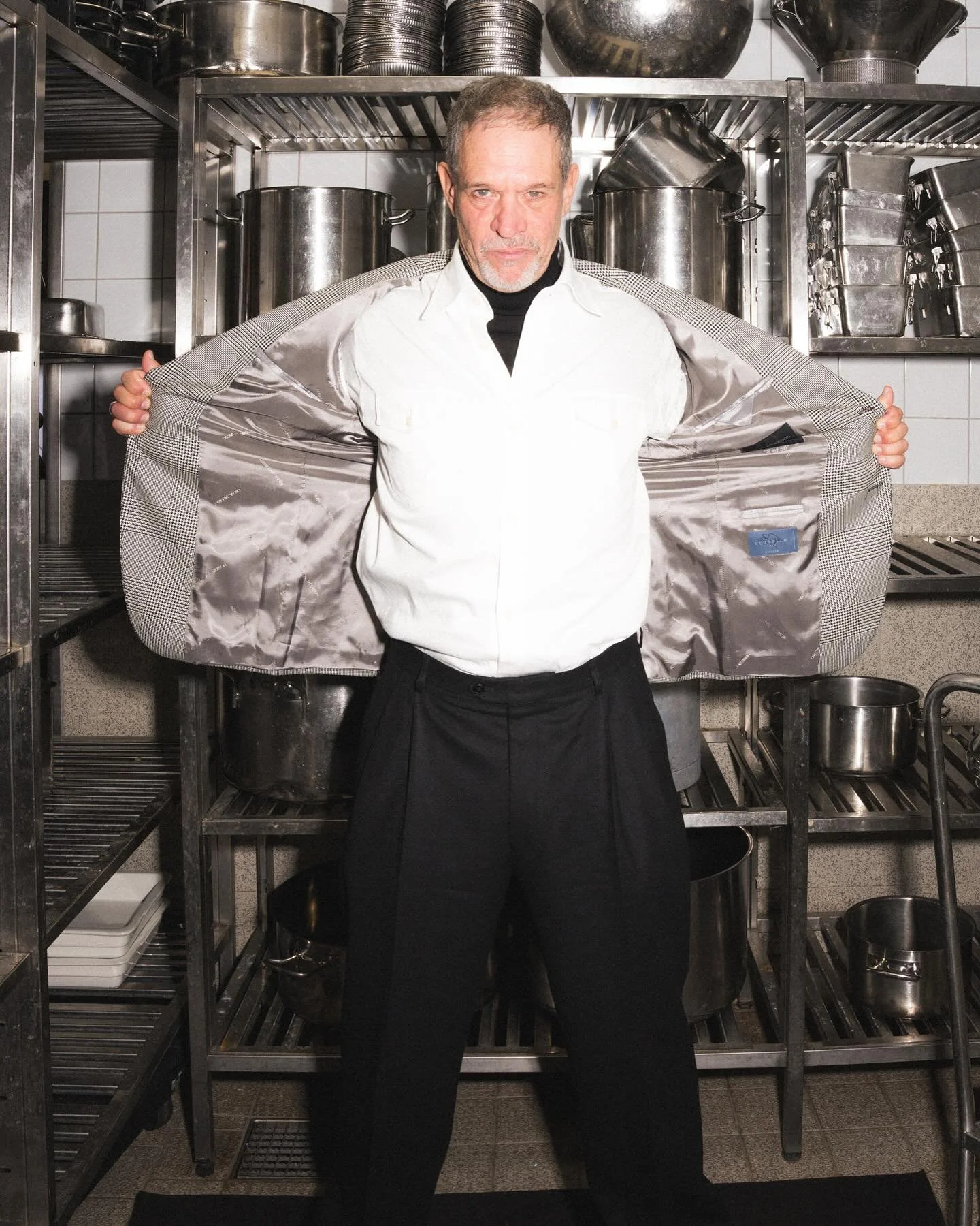 IN THE KITCHEN WITH OSCAR JACOBSON 
The Legacy Collection debuted at Riche in a launch celebrating tailoring, taste, and timeless style. Dinner gave way to dancing, fashion met gastronomy, and heritage transformed into modernity in a night to rememb