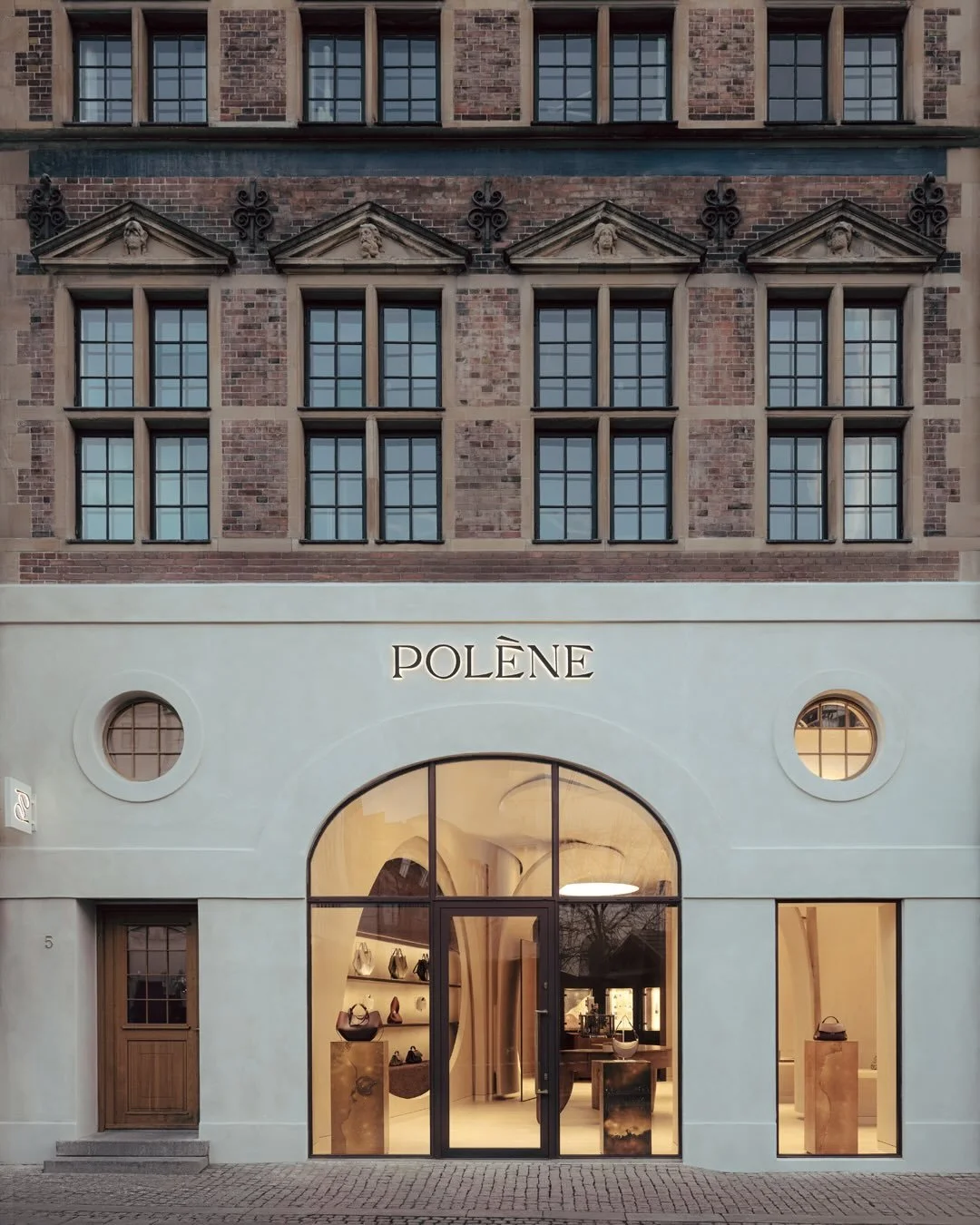 WELCOME TO POL&Egrave;NE COPENHAGEN

The new Danish flagship opened its doors on 17th November 2025. Offering an immersive architectural experience, an elegant meeting of form, craftsmanship, and quiet luxury.
A sculptural boutique where arched vault