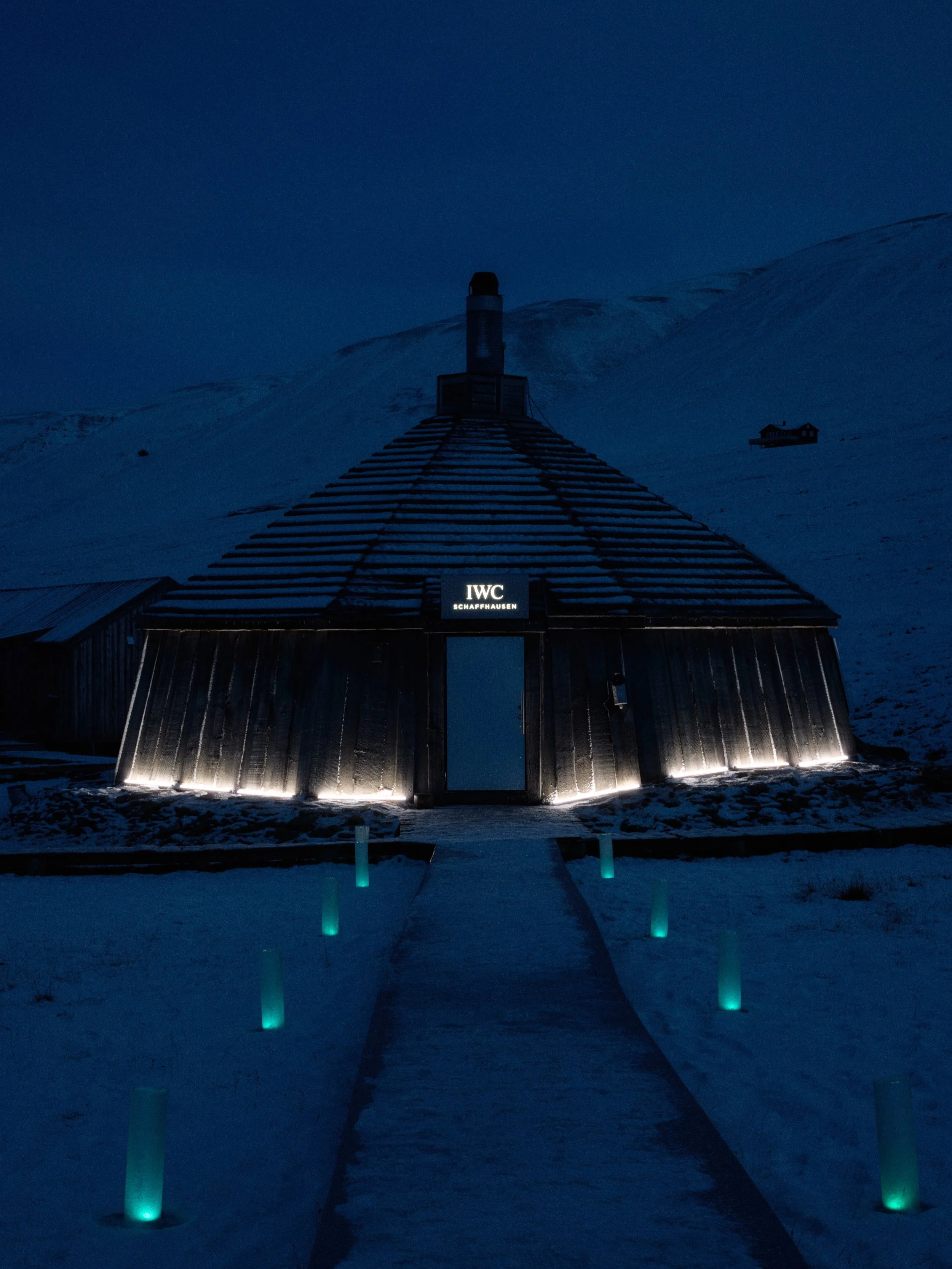 The Experience IWC SCHAFFHAUSEN VENTURE NORTH

The closest place to space on Earth.

For IWC Schaffhausen, we brought Venture North to life in Svalbard, Norway, creating an extraordinary brand experience in one of the world&rsquo;s most remote landsc