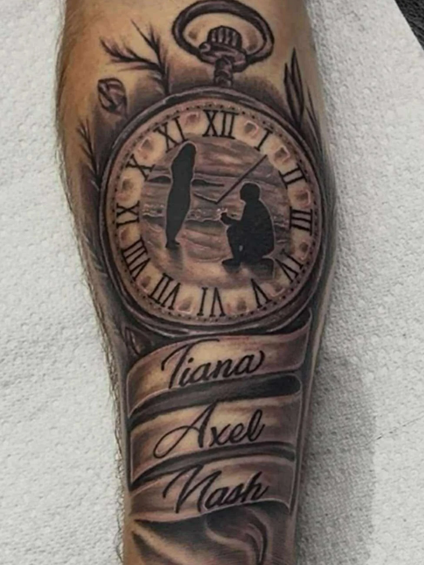 A timeless piece to commemorate a moment between two soulmates. Done by @tp.fine.tattoos #blastedtattoocare #yournewfavoriteink #blackandgrey #blackandgreytattoo #dallastattooartist #fyp #girlswithtattoos #rockwalltattoo