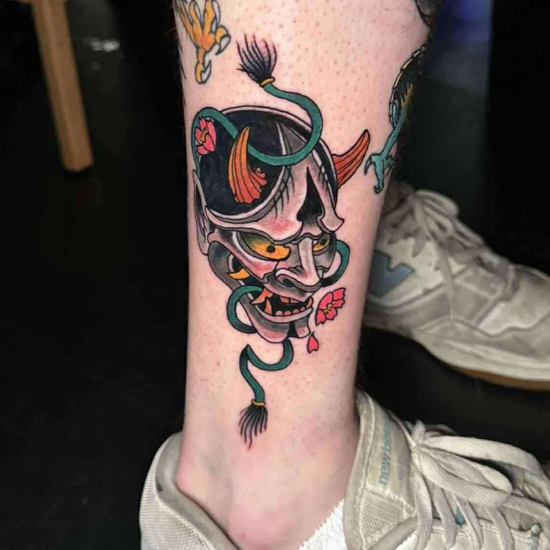 @50kal.bodyart loves Japanese traditional! #traditionaltattoo #japanesetattoo #yournewfavoriteink #blastedtattoocare #oldschool #dallastattooartist #rockwall #rockwalltattoo #forney #forneytattoo #colortattoo #girlswithtattoos