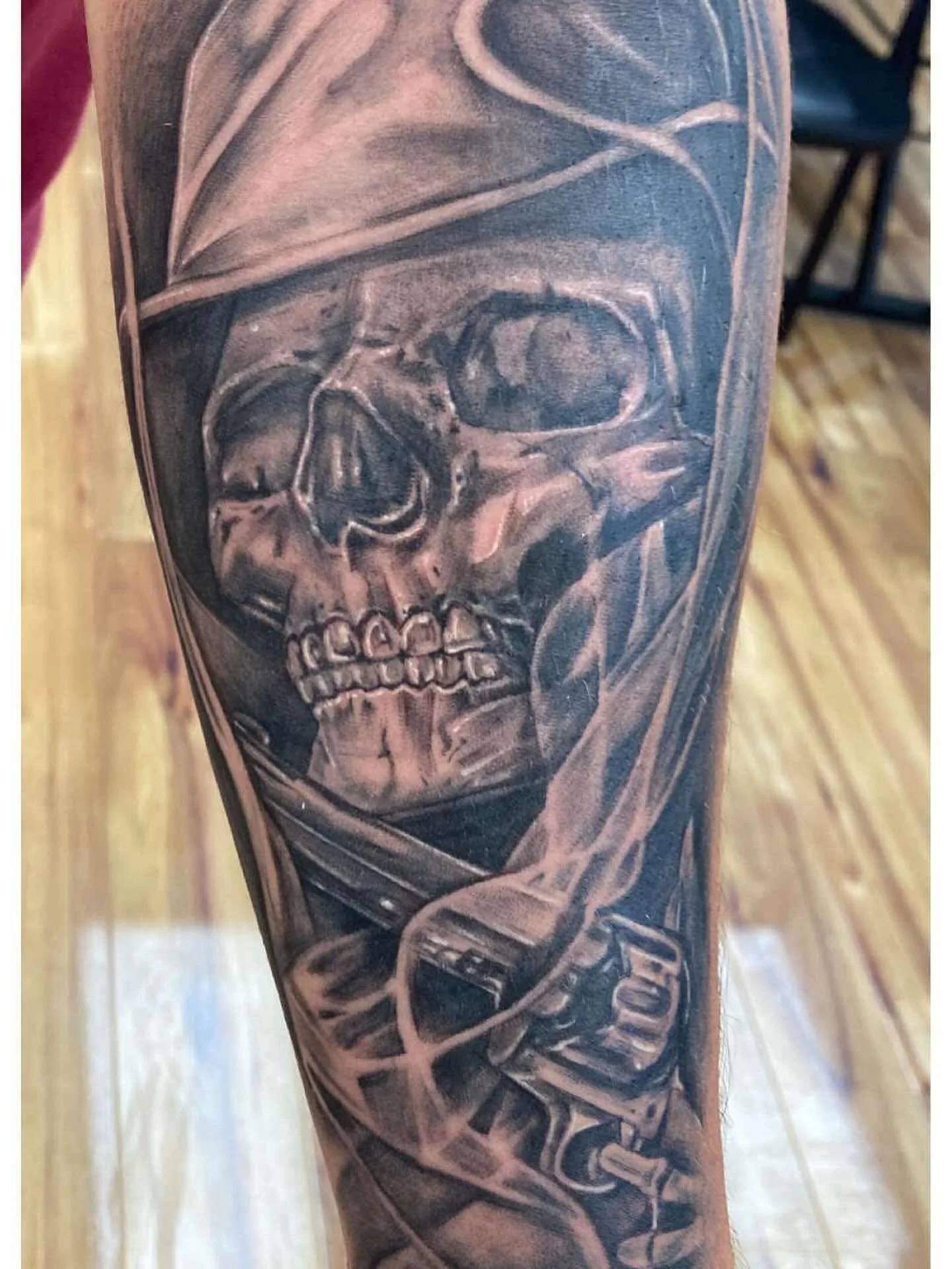 Wanting some black and grey realism? @mason_live2ink bringing the heat with this one! #skull #skulltattoo #tattoo #tattoos #blackandgrey #dallastattooartist #rockwall #rockwalltattoo #forney #forneytattoo #realism #realistic #western #westerntattoo #