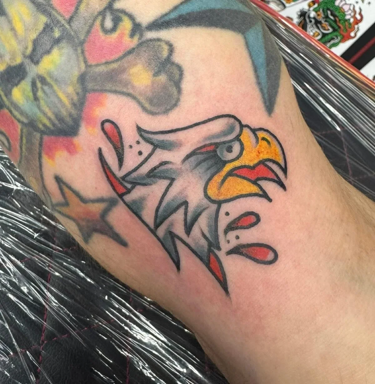 Traddy banger done by @tattoosbybobcat #traditionaltattoo #tattoo #fypage #fyp #art