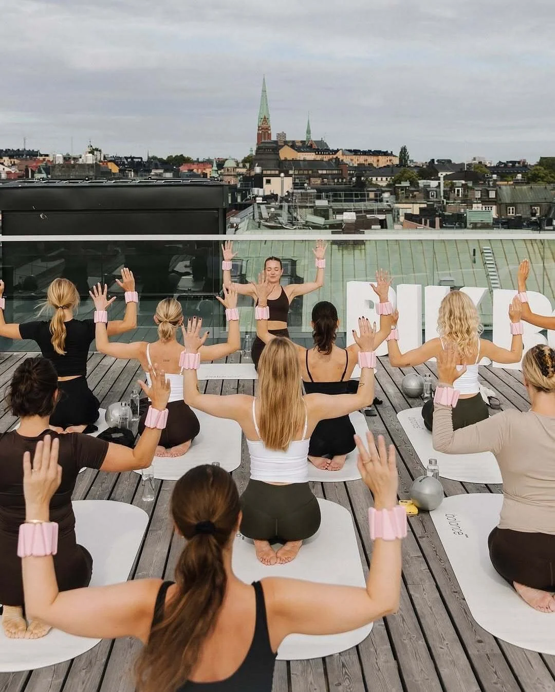 A morning with Mikaela H&aring;ll&eacute;n x Bik Bok @mikaelahallen @bikbok 

@patrikssontalent 
@patrikssongroup