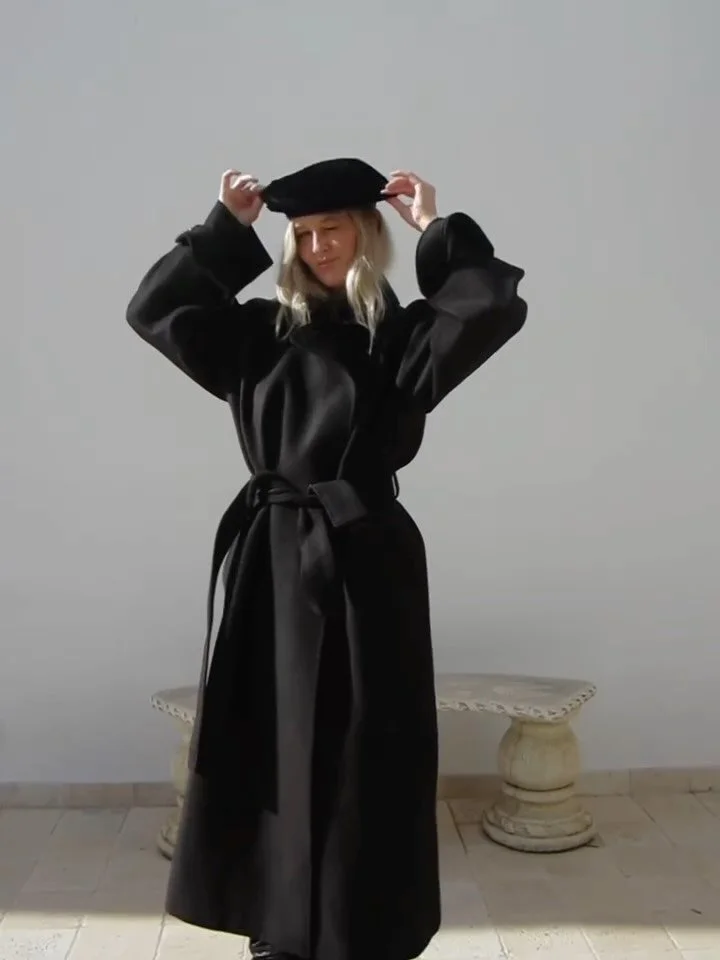 New work for&nbsp;@hm 

Featuring takeouts from our latest Studio Holiday campaign, the collection is the must-have of the festive season. Bold silhouettes, sparkling details and deconstructed tailoring bring the theatrical energy of the New Romantic