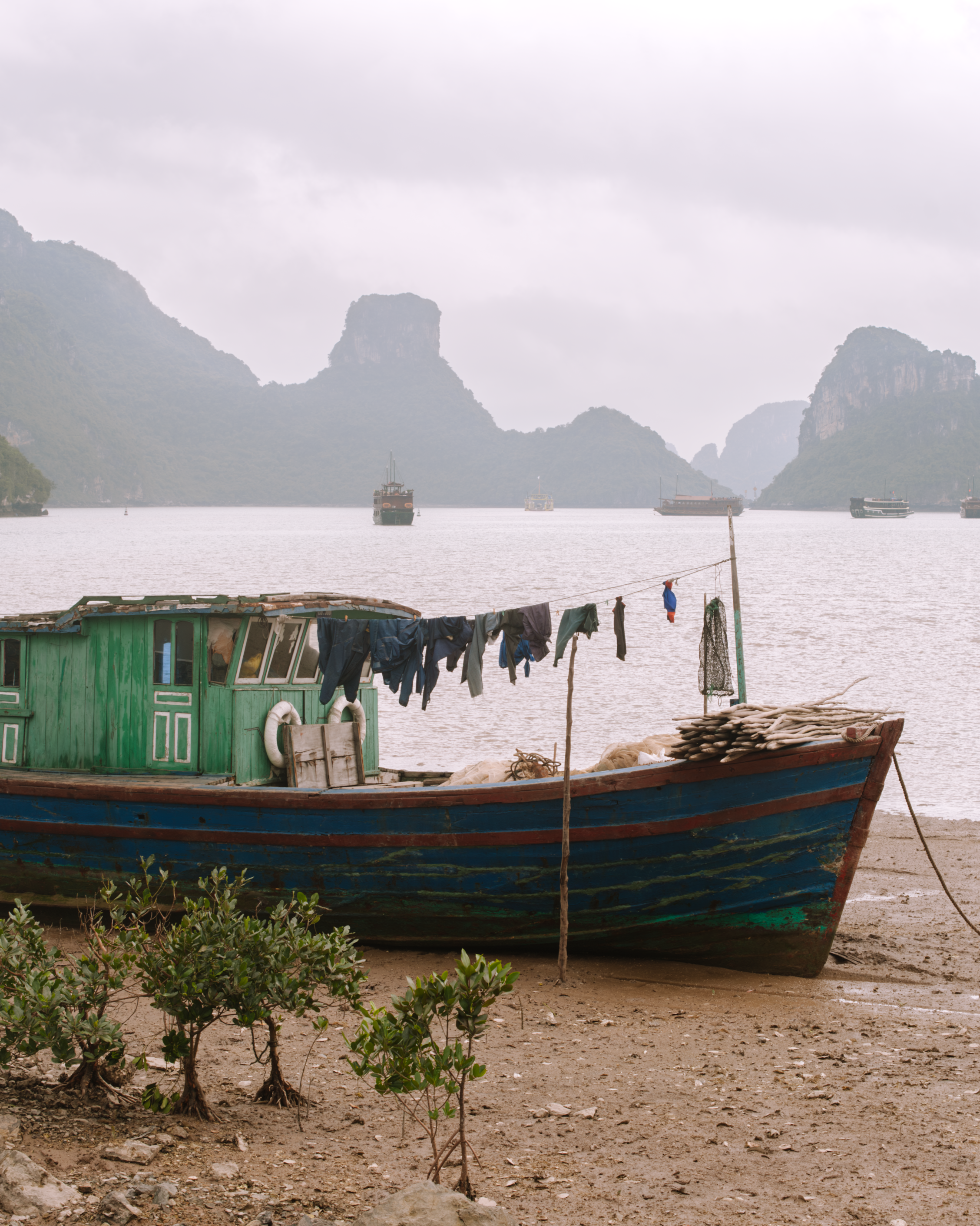 Vietnam Ha Long Bay 4.png