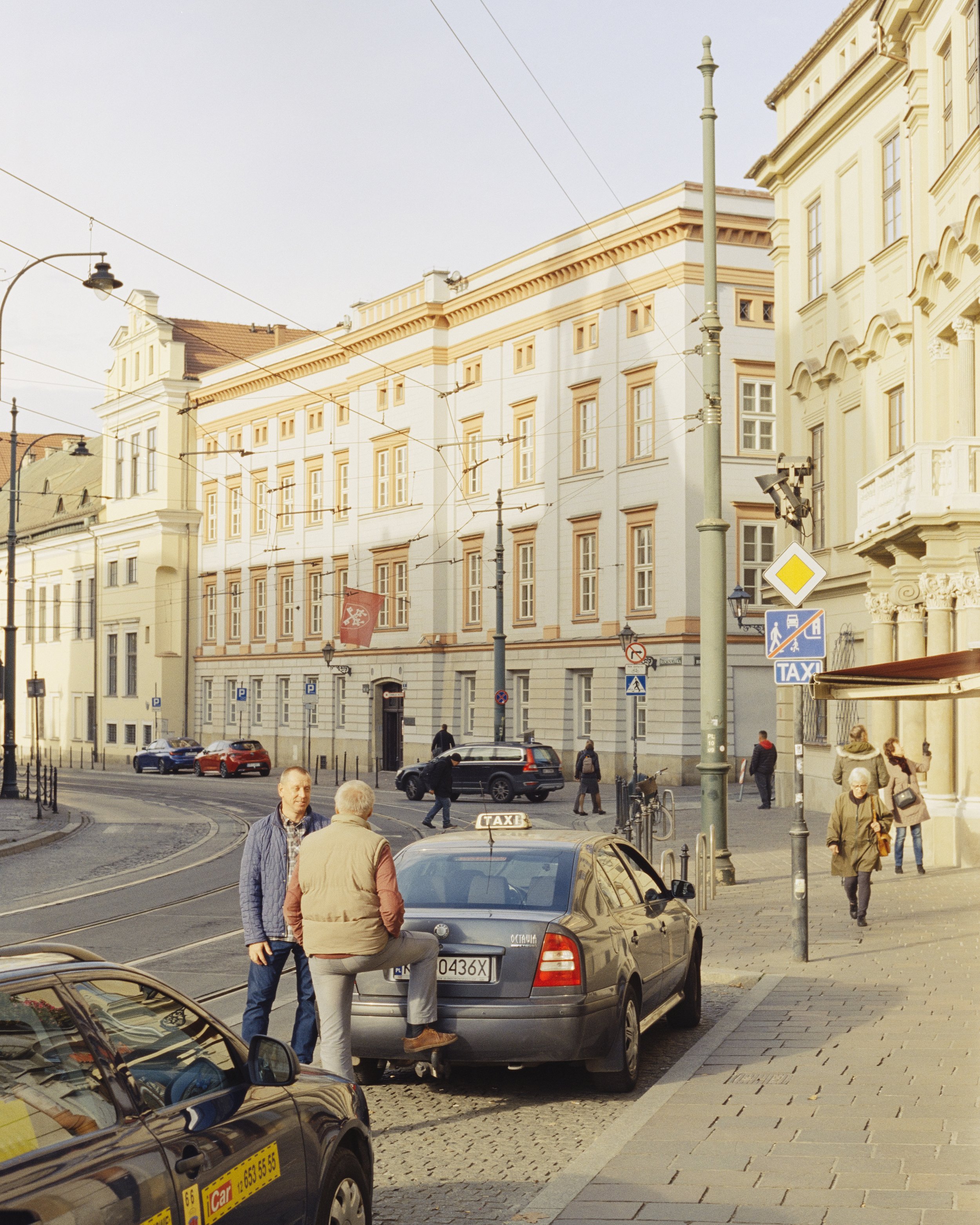 008_FULL_01_XXX LIGHTROOM.jpg