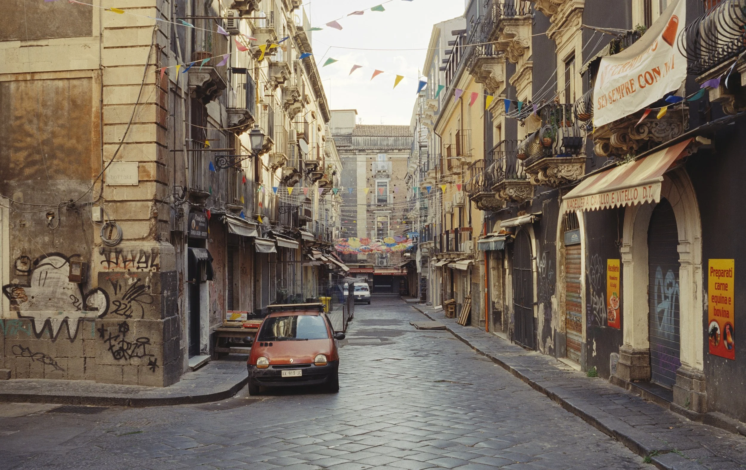 083_FULL_01_XXX LIGHTROOM.jpeg