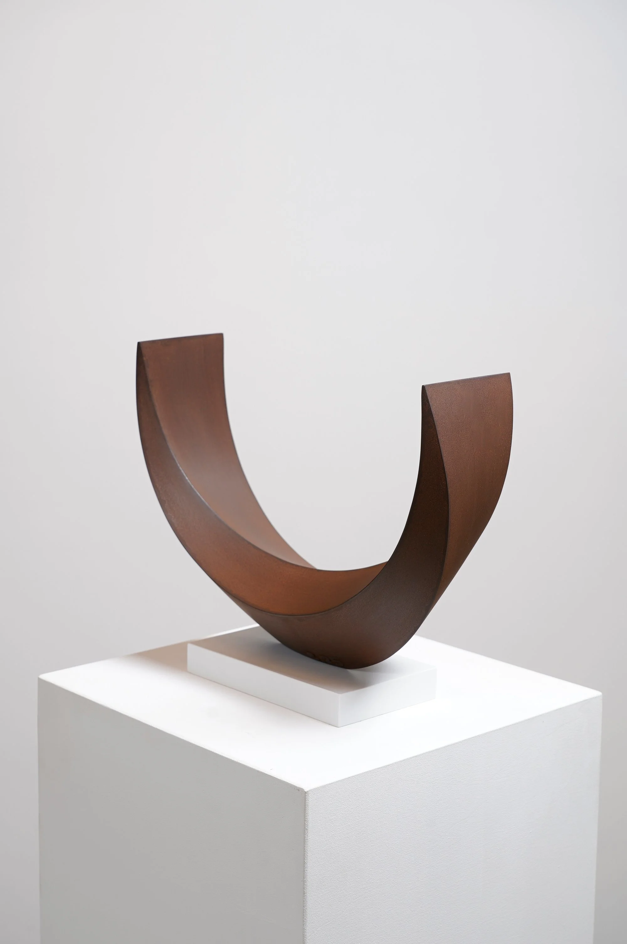 Wiege, 2025, Corten, 26 x 36 x 11 cm