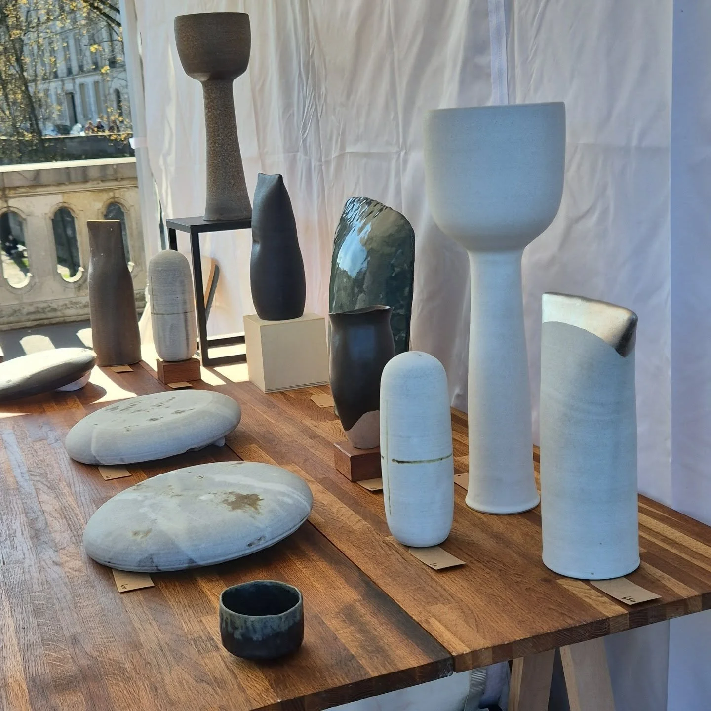 Le stand est pr&ecirc;t ! On vous attend aujourd'hui et demain.

The stand is ready! We are waiting for you today and tomorrow.