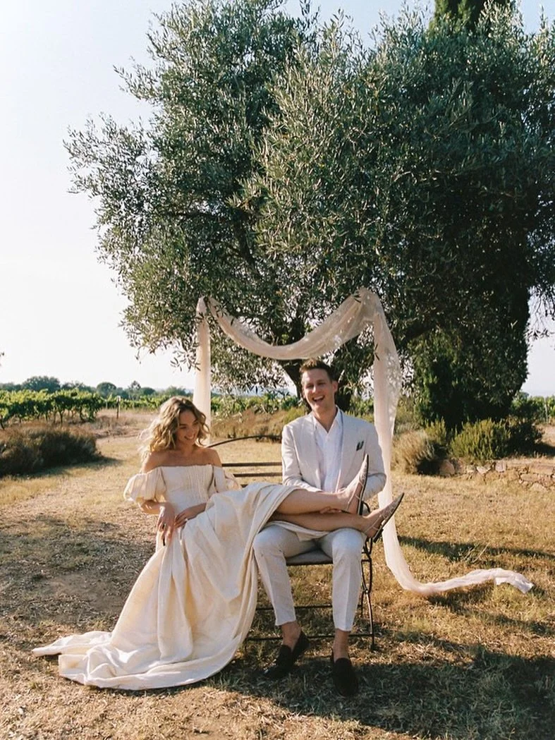 Adore this genuine moment between our beautiful @gp.creatives bride Esther @essiebeaumont and husband Harry while wearing her mother&rsquo;s wedding dress, reworked specially for her and her wedding in France. 

Photo @tessleopold_ 

#gprecreated #gp