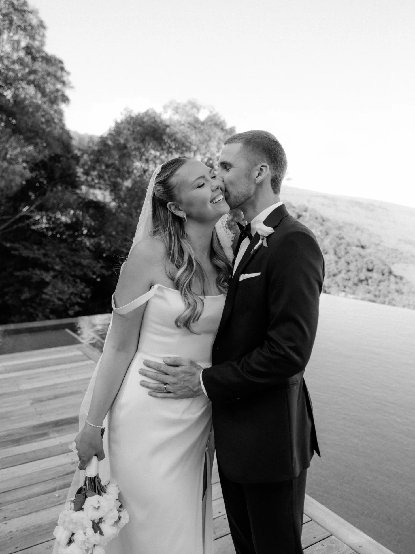 A first look at Mr &amp; Mrs Garling 🖤

Our beautiful bride Rubie @rubiegarling wears custom @gp.creatives gown and veil

Photo @sarahvantreel 
Venue @oceanfarm 
Content @amorstudiobowral 
Celebrant @yourdaybykerrin 
HMU @beautebybec 
Florals @lucyg