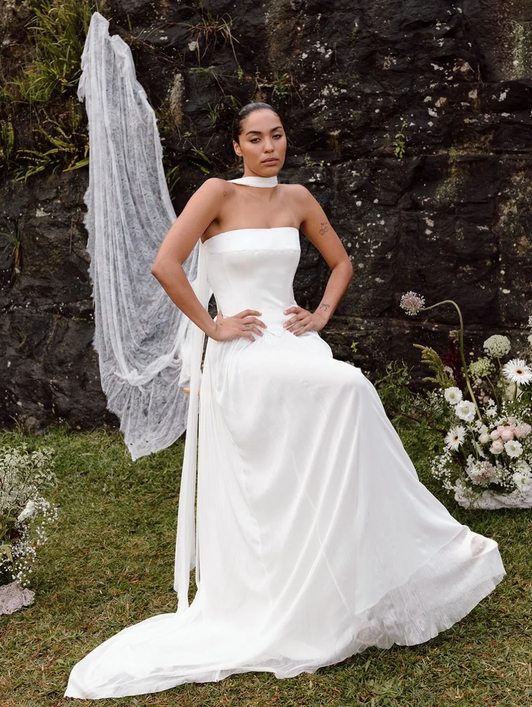 Siena bodice 🫱🏼&zwj;🫲🏽Lauren skirt

@gp.creatives available exclusively @hopexpage 
muse @jaidaestherwhite 
photo @mattashton_photo 
hmua @beautyymarkk_ 
florals and bts @kry_warton 

#madetoorder #slowfashion #bridalreimagined #silkset #handmade