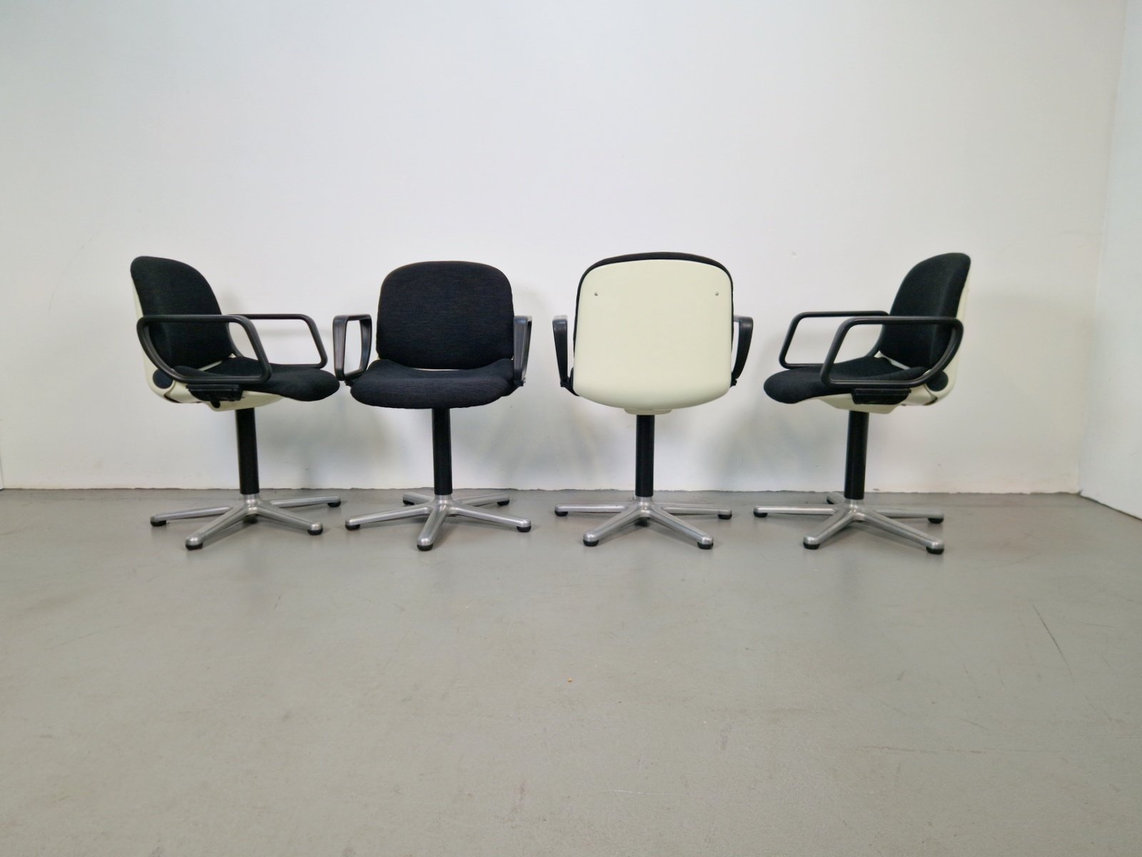Office 232 Chairs by Wilhelm Ritz for Wilkhahn, 1970s, Set of 4