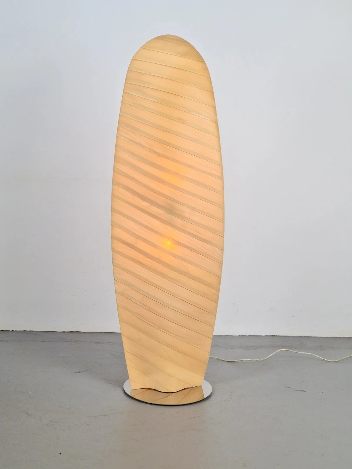 Wooden Wing Floor Lamp from Gamma Delta Group SRL, Italy, 1990s