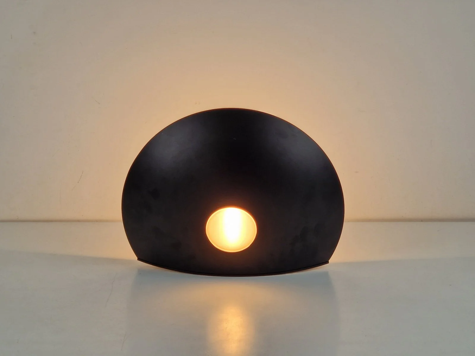 Zarkos Wall Lamp by Sigheaki Asahara for Lucitalia, 1980