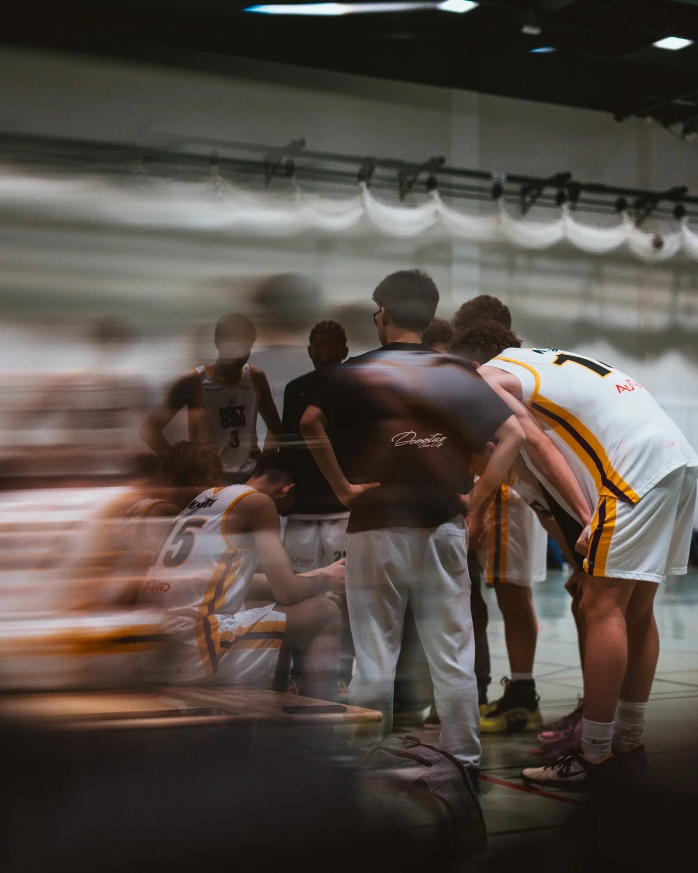 Last home game for the @leipzignxtgen 🏀

@leipzignxtgen vs @automationbasketball 

#basketballdeutschland  #deutschlandbasketball  #germanybasketball 
#leipzigsport 
#sportleipzig 
#basketballphotography  #basketballphotographer 
#sportsphotography