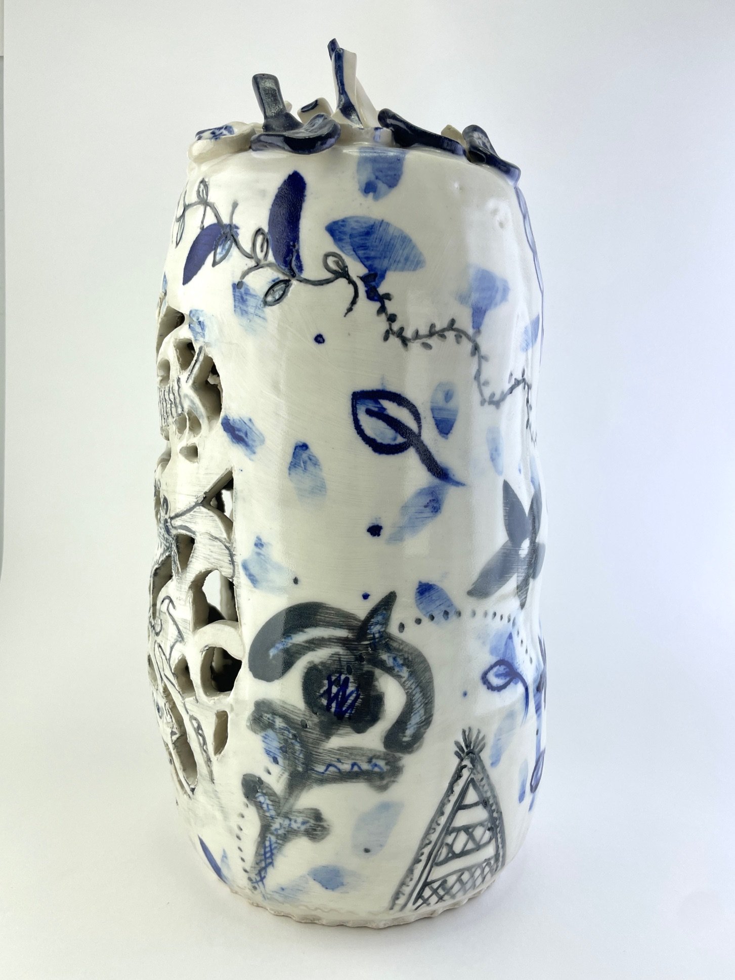 Side view of The Spoon Maker