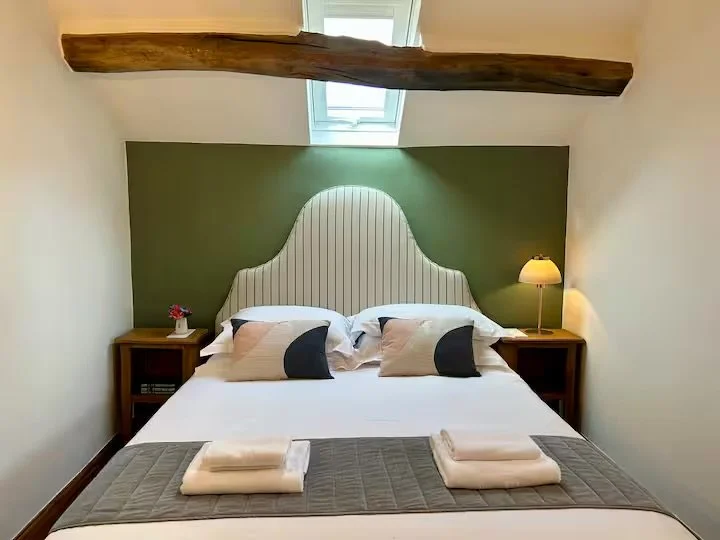Coach House bedroom