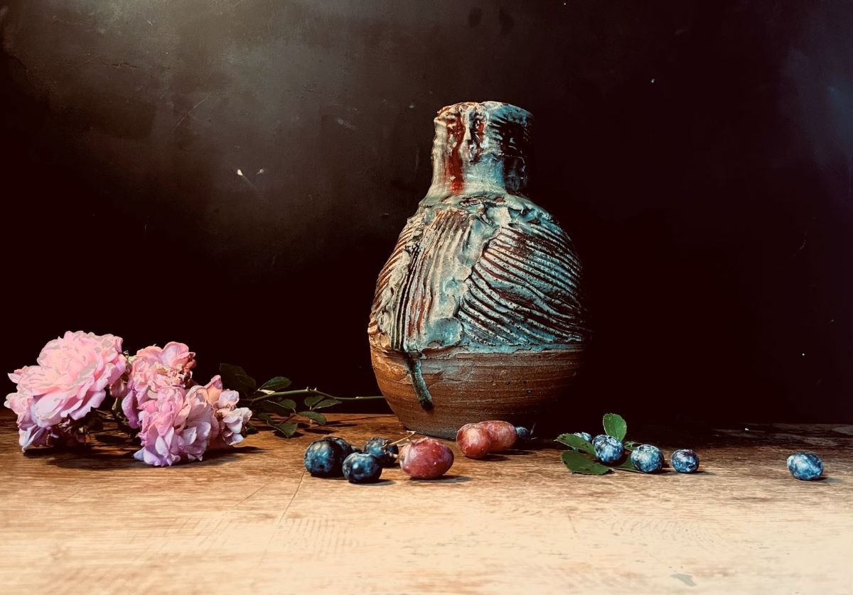 Large round copper red vase 2.jpg