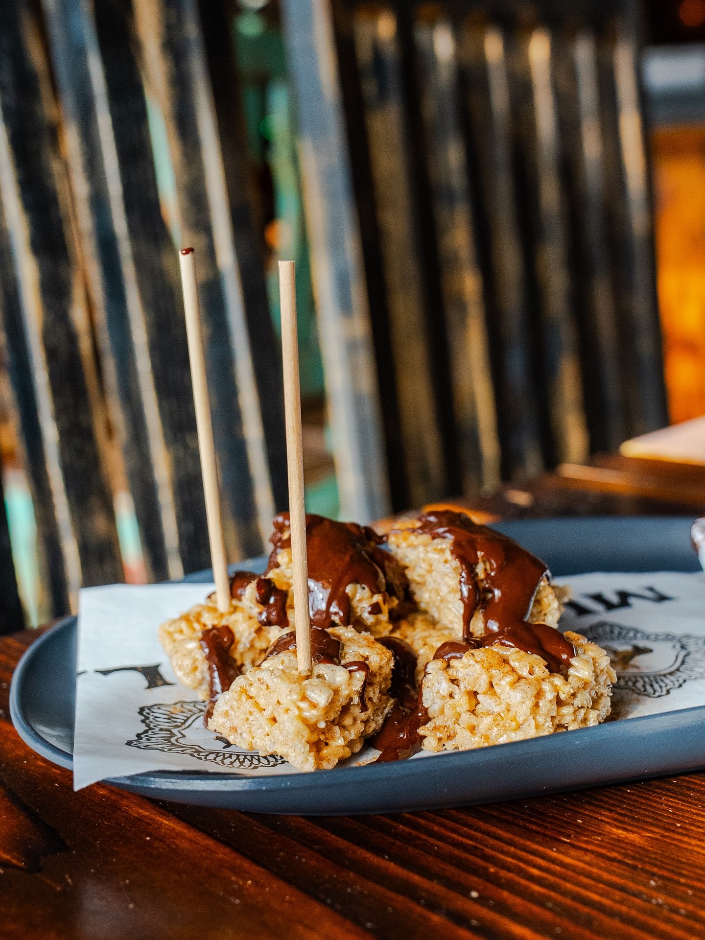 Horchata Rice Krispies! A nice little sweet treat to end your visit with. Part of our Christmas in Cancun pop-up. Swipe to see the full pop-up menu. 🌴