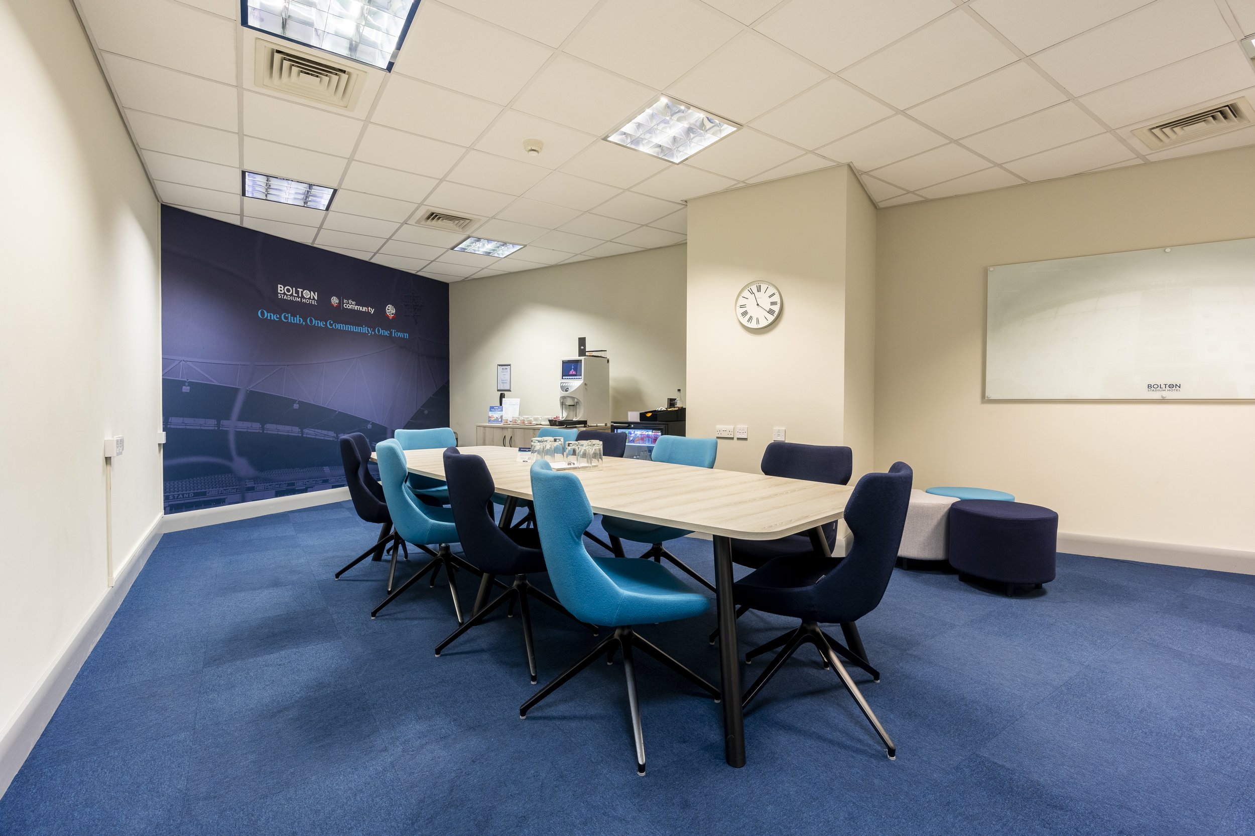 BLT_Inspire Meeting Room_ (1 of 8).jpg