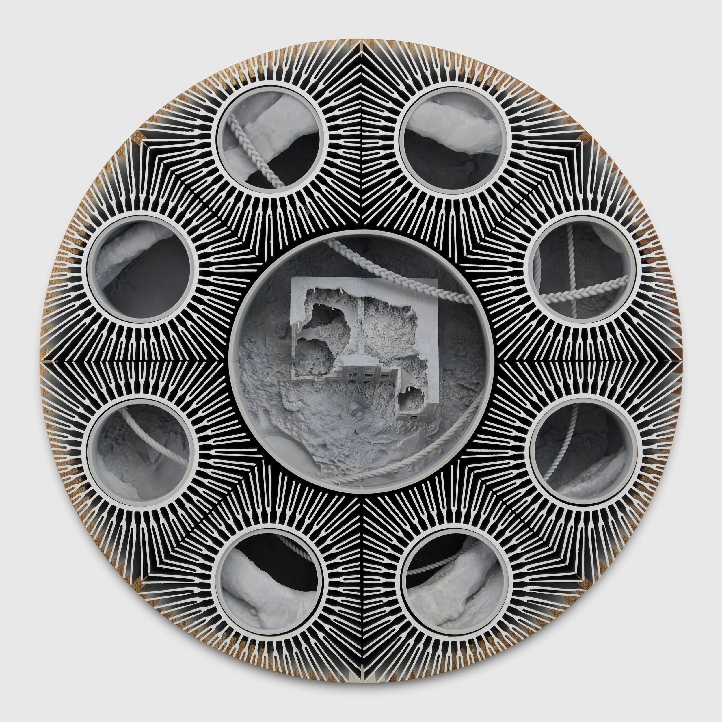 Anders Holen
Stilleben #6, 2025
Signed and dated on the back
UV resin, extruded aluminium heatsinks, elm frame
30 cm diameter