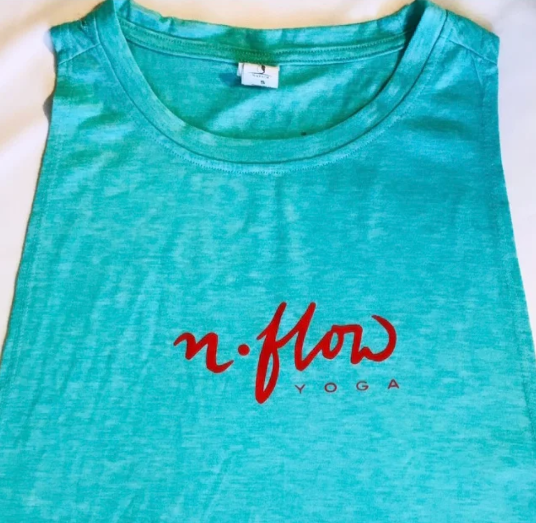 Product - Turqoise red - Muscle Tank.png