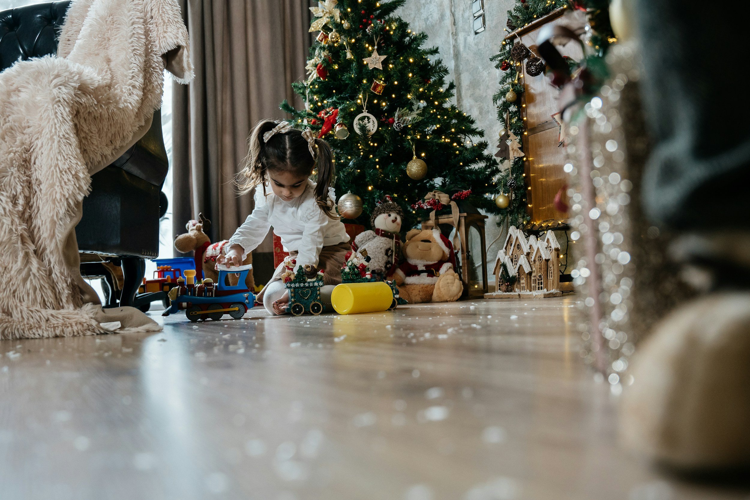 Kid-Friendly Christmas Clean-Up Tips: Making Holiday Tidying Fun for Little Helpers