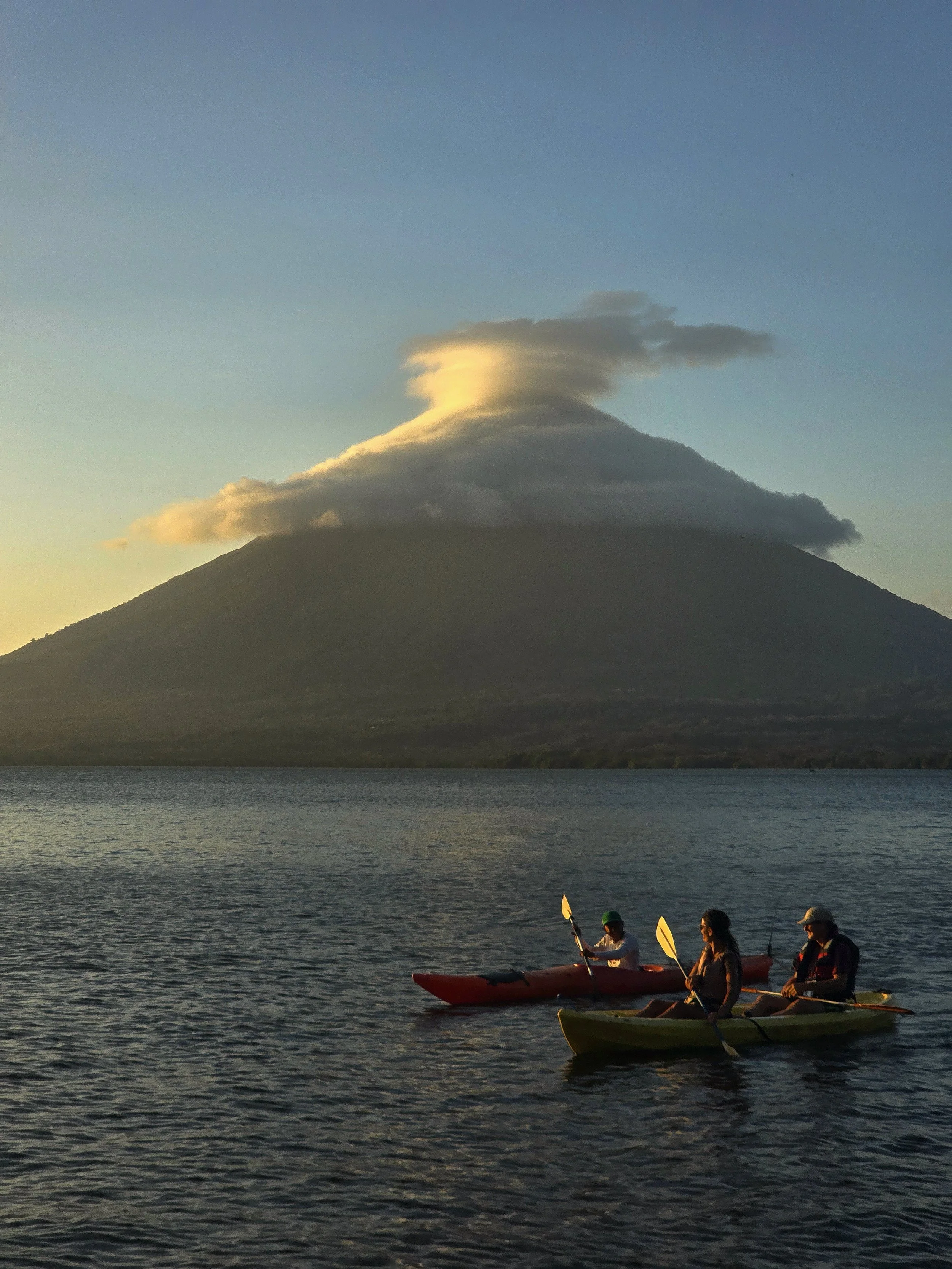 Caminata con Campamento al Volcan Concepcion - Ometepe