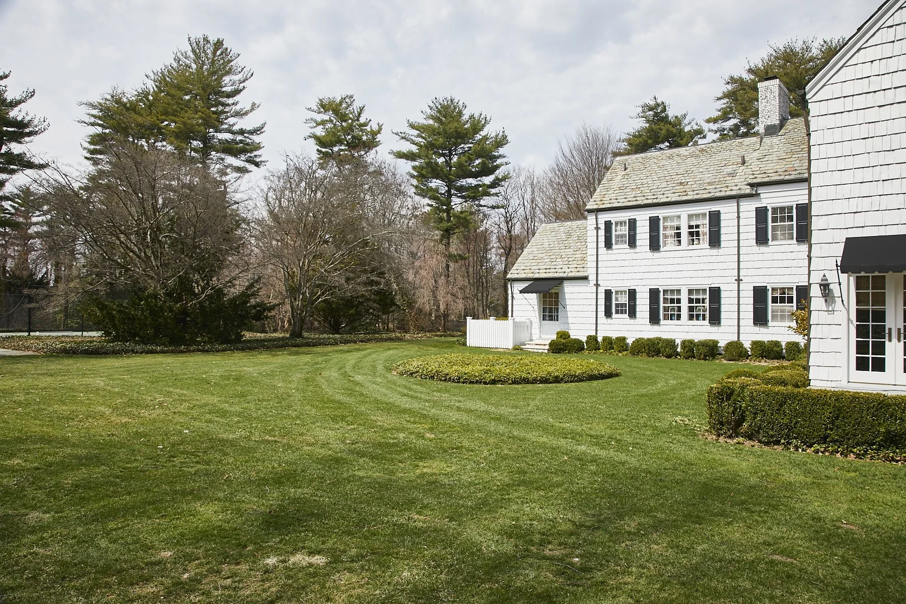 3 MEADOW SPRING LANE - GLEN COVE_48.jpg