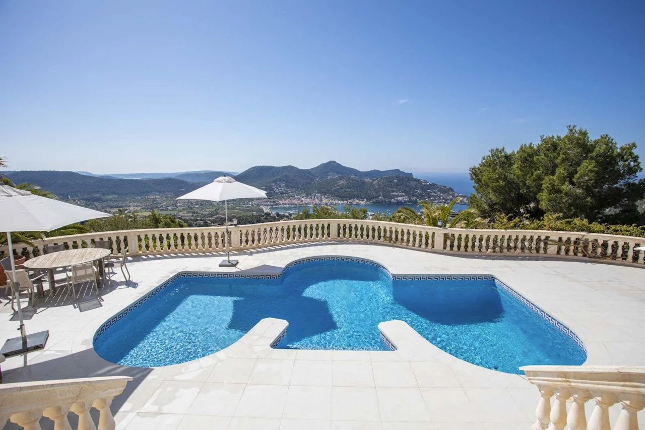 lovely-productions-locations-rental-film-shoot-mallorca-villa-luxury2.jpg