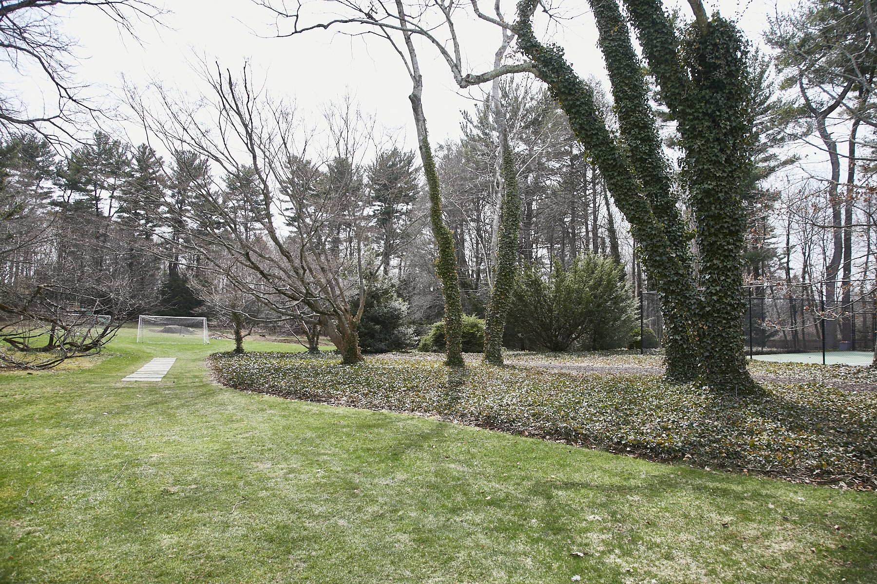 3 MEADOW SPRING LANE - GLEN COVE_101.jpg