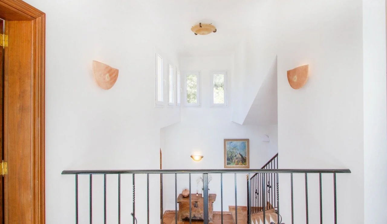 lovely-productions-locations-rental-film-shoot-mallorca-villa-luxury14.jpg