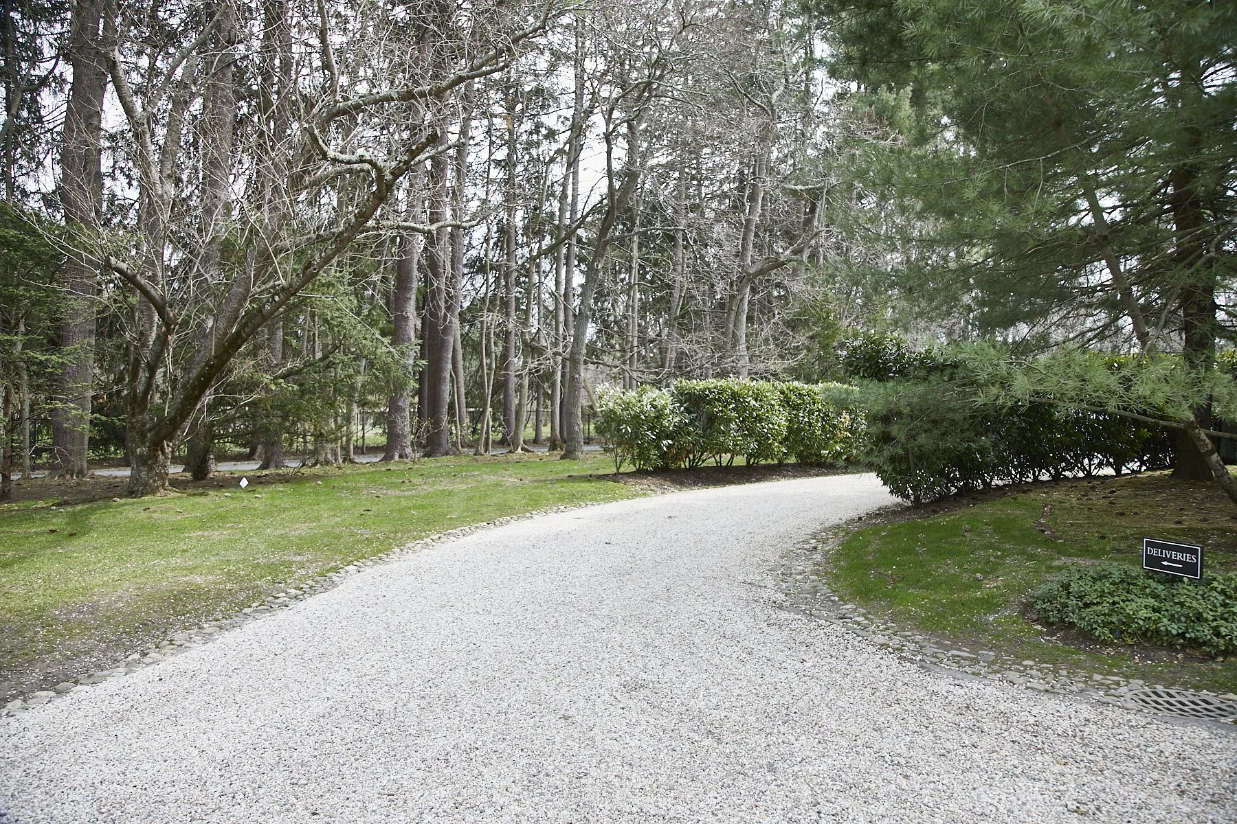 3 MEADOW SPRING LANE - GLEN COVE_190.jpg