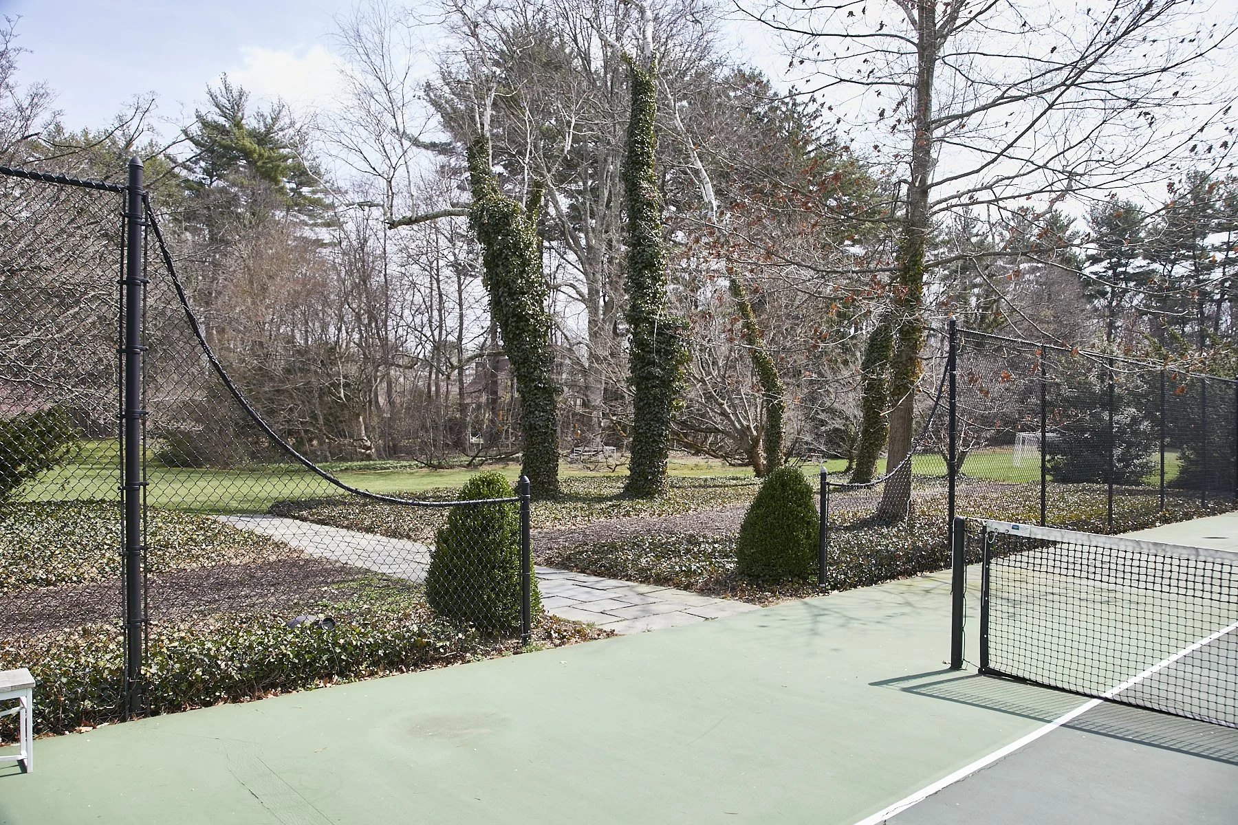 3 MEADOW SPRING LANE - GLEN COVE_9.jpg