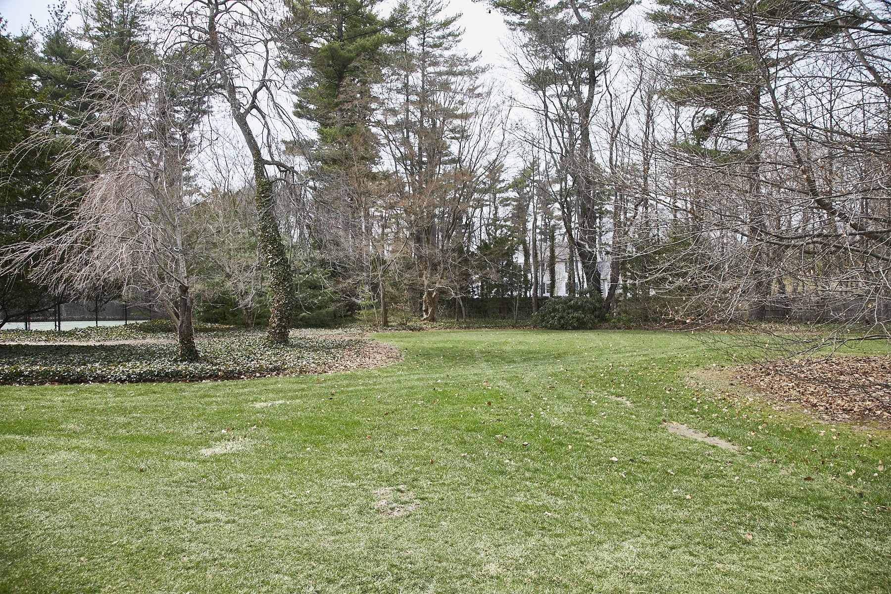 3 MEADOW SPRING LANE - GLEN COVE_143.jpg