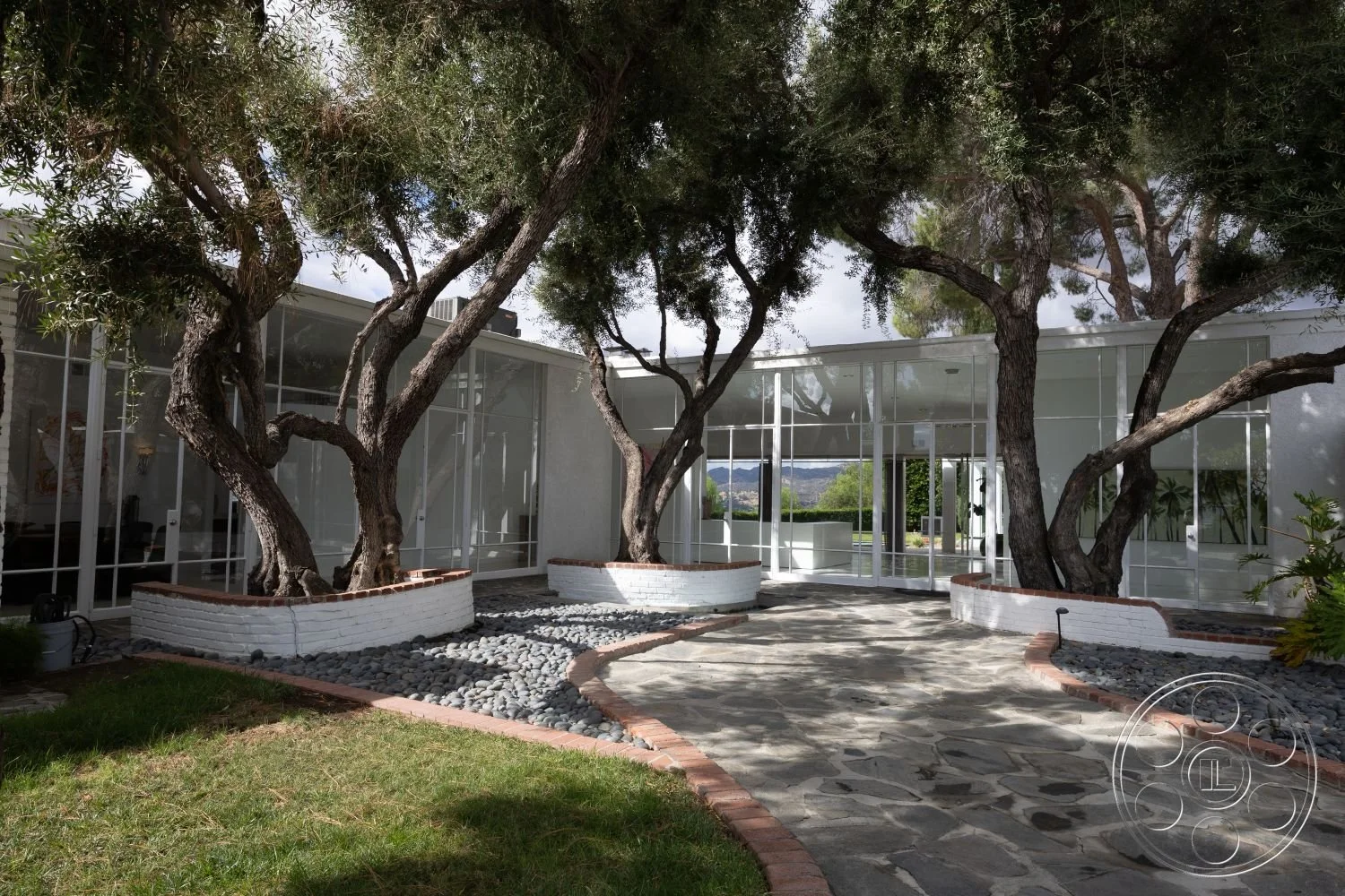 sinatra-house-4.jpg