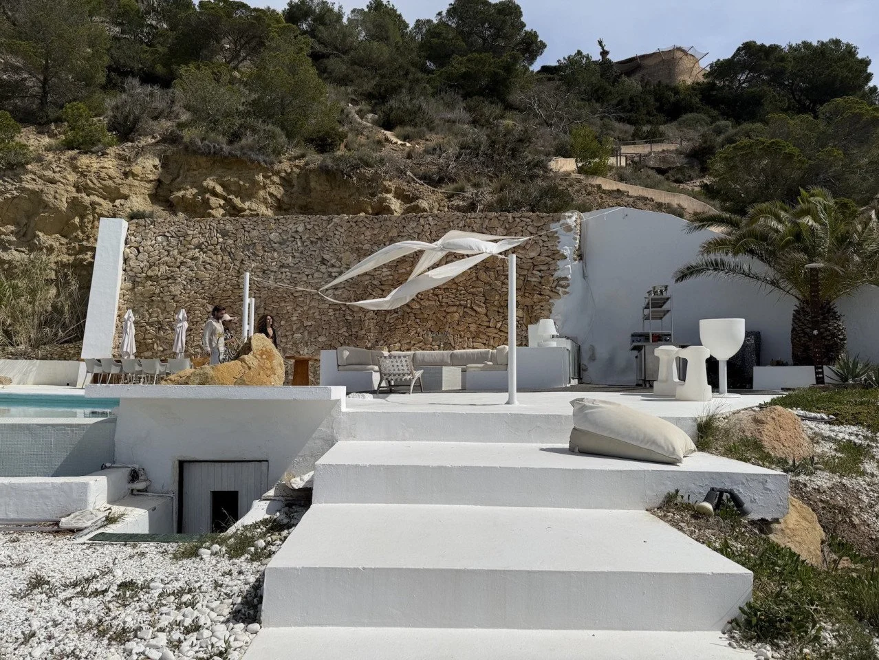 lovely-productions-ibiza-locations-locations-white-villa-es-cubells-seaview10.JPG