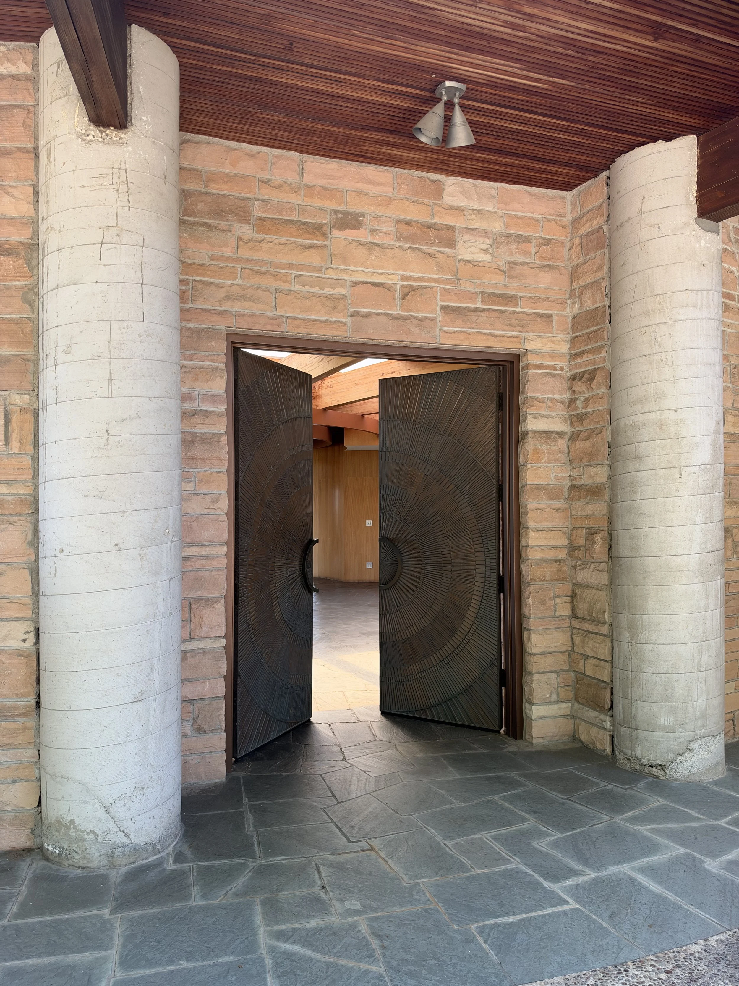 INTERIORS-2.jpg