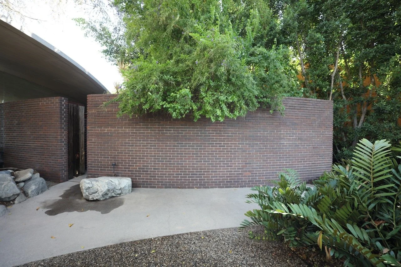 205.jpg