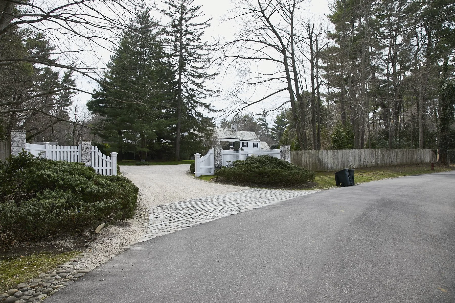 3 MEADOW SPRING LANE - GLEN COVE_194.jpg