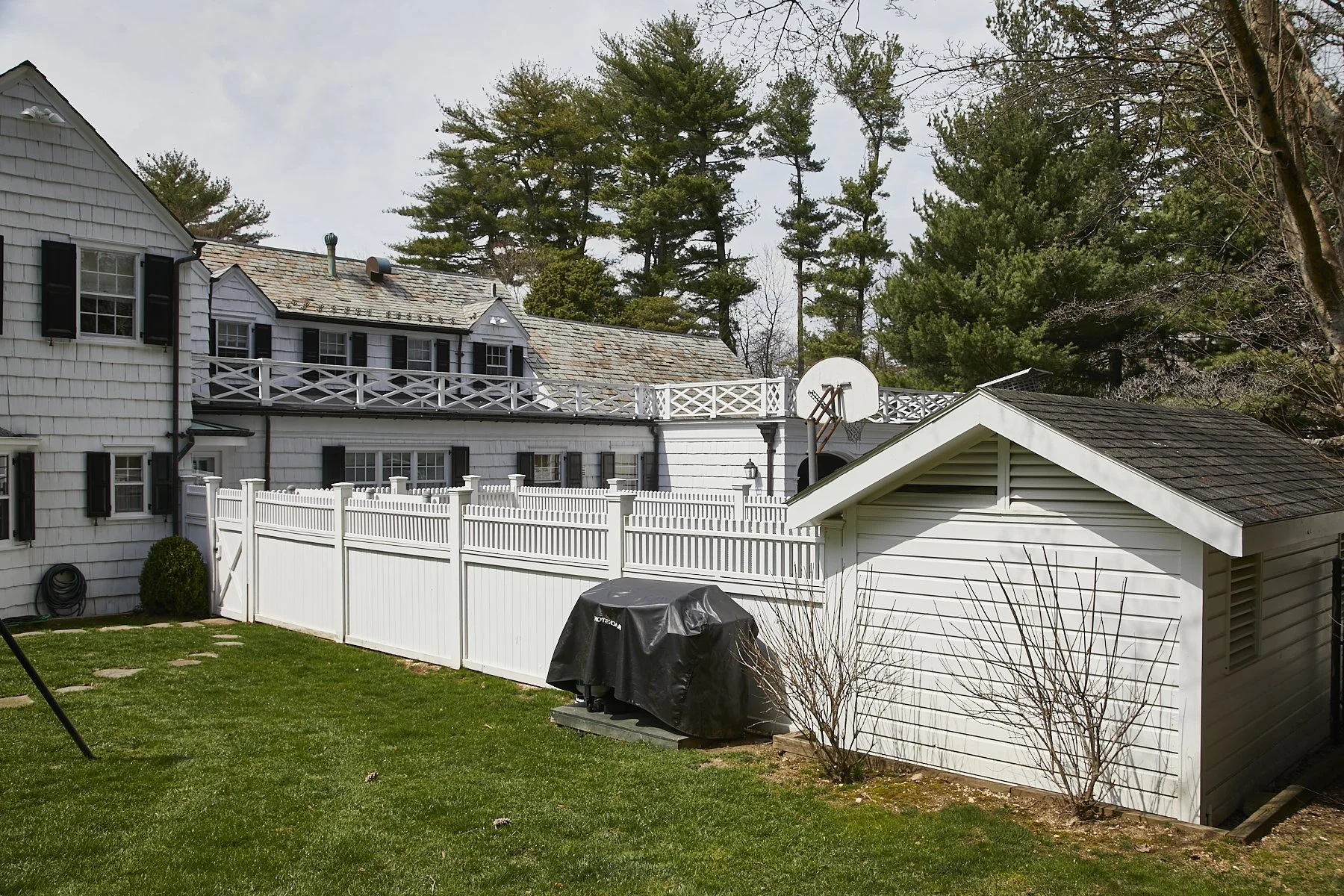 3 MEADOW SPRING LANE - GLEN COVE_85.jpg