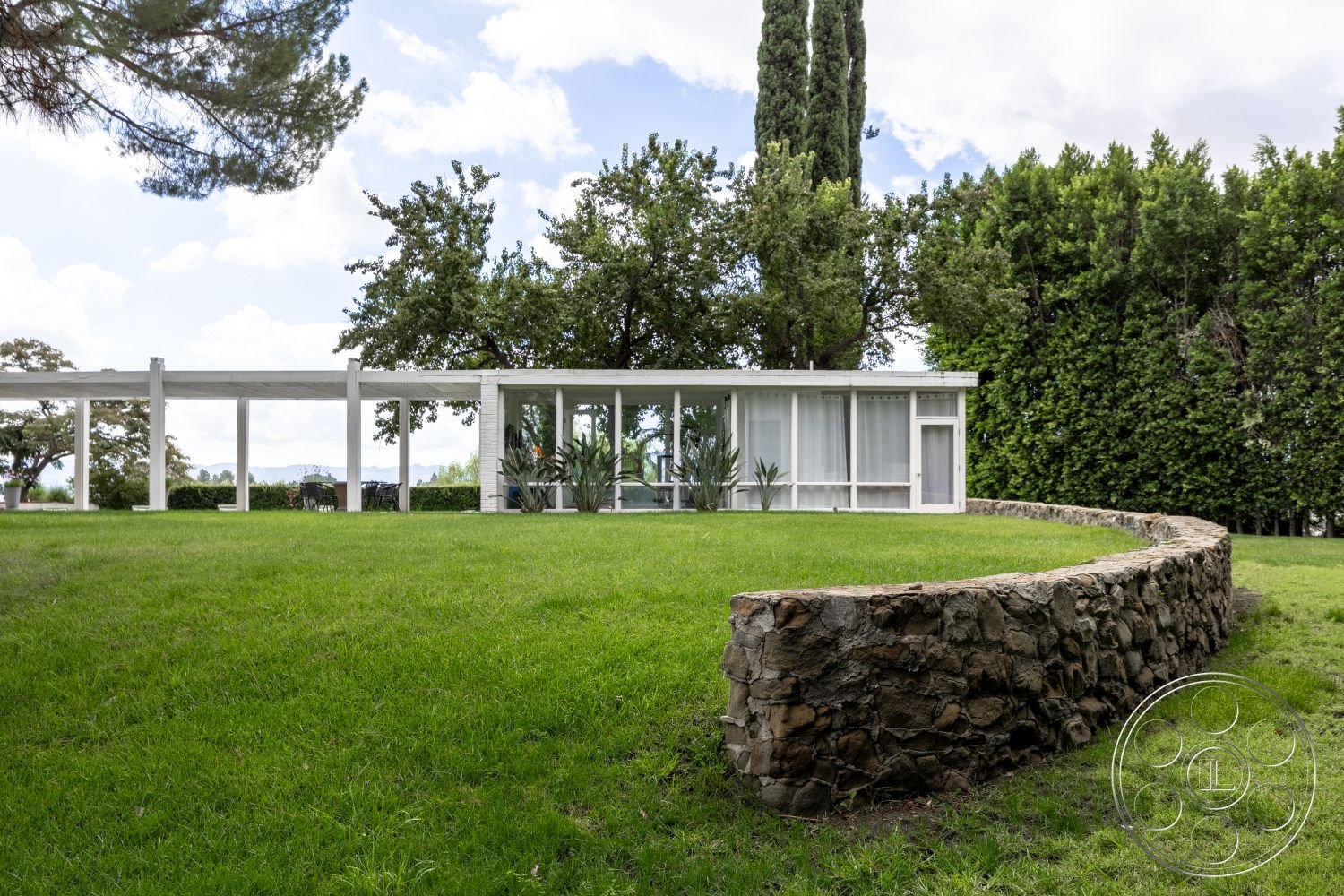 sinatra-house-13.jpg
