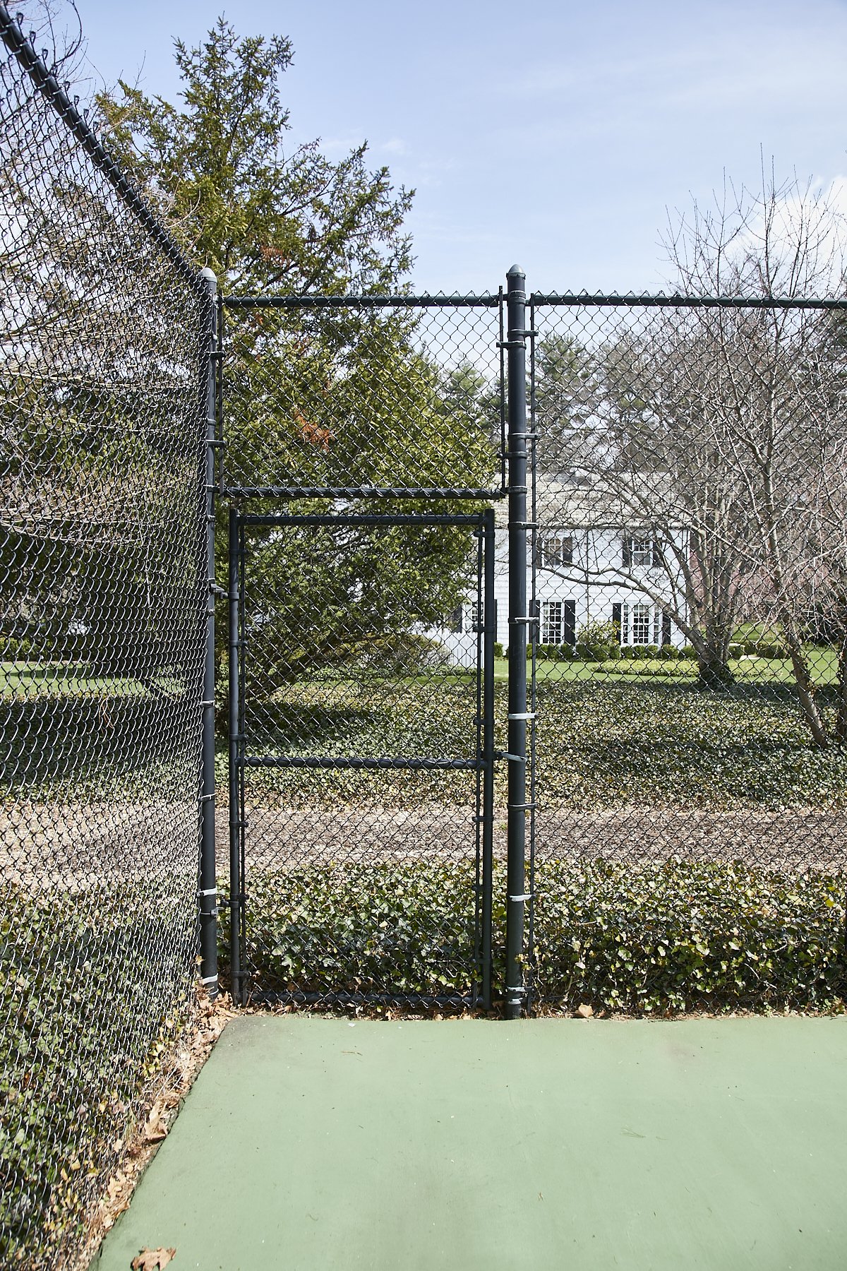 3 MEADOW SPRING LANE - GLEN COVE_4.jpg