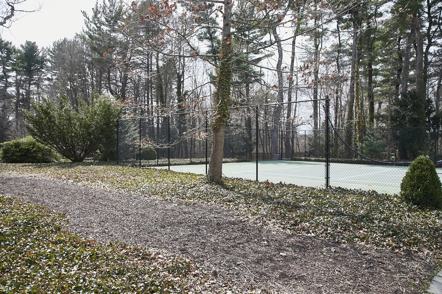 3 MEADOW SPRING LANE - GLEN COVE_29.jpg