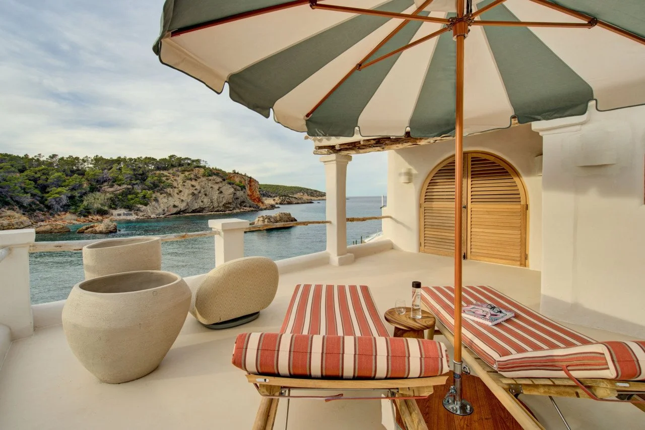 lovely-ibiza-location-ibiza-villa-deli-xarraca181-2.jpg
