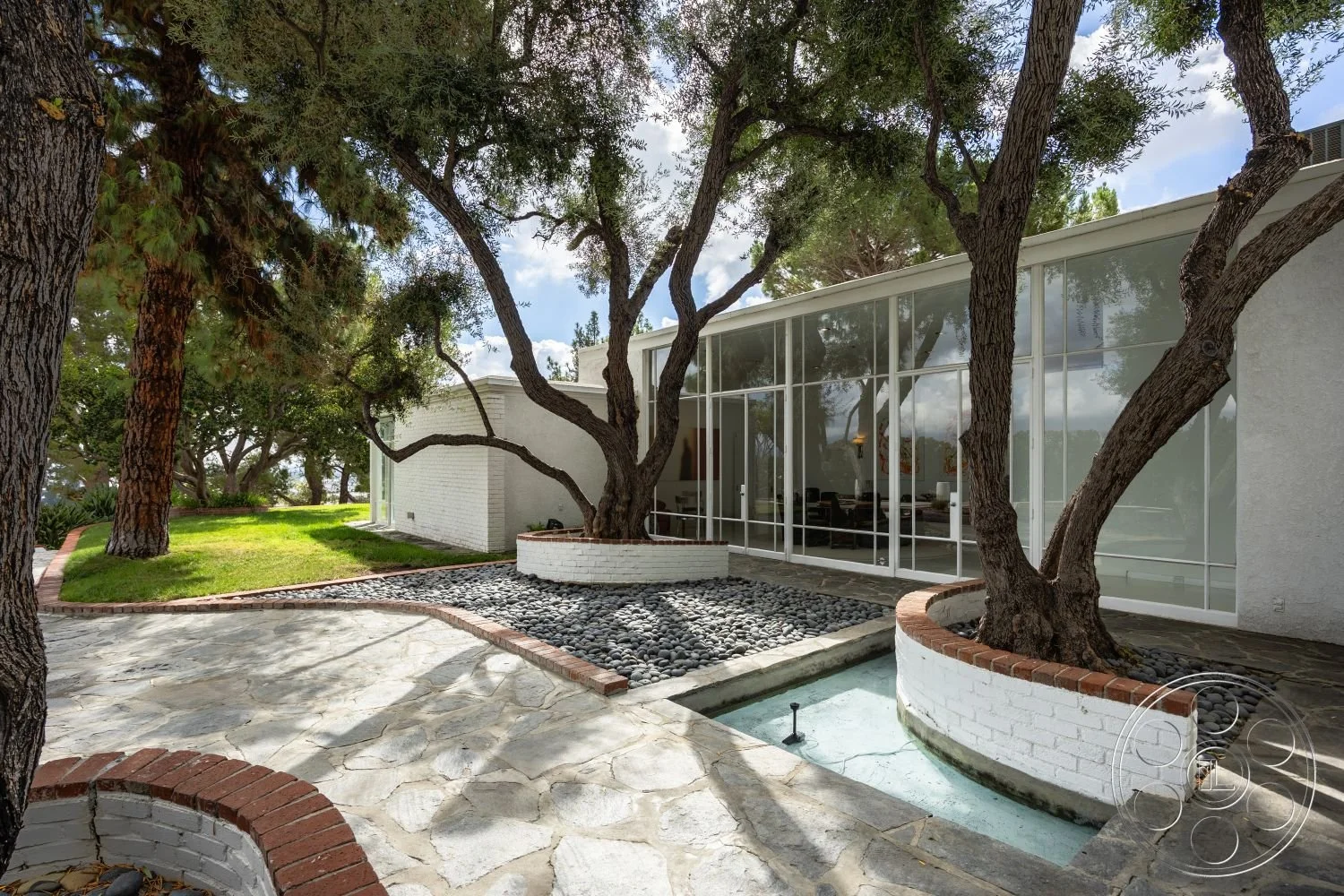 sinatra-house-2.jpg