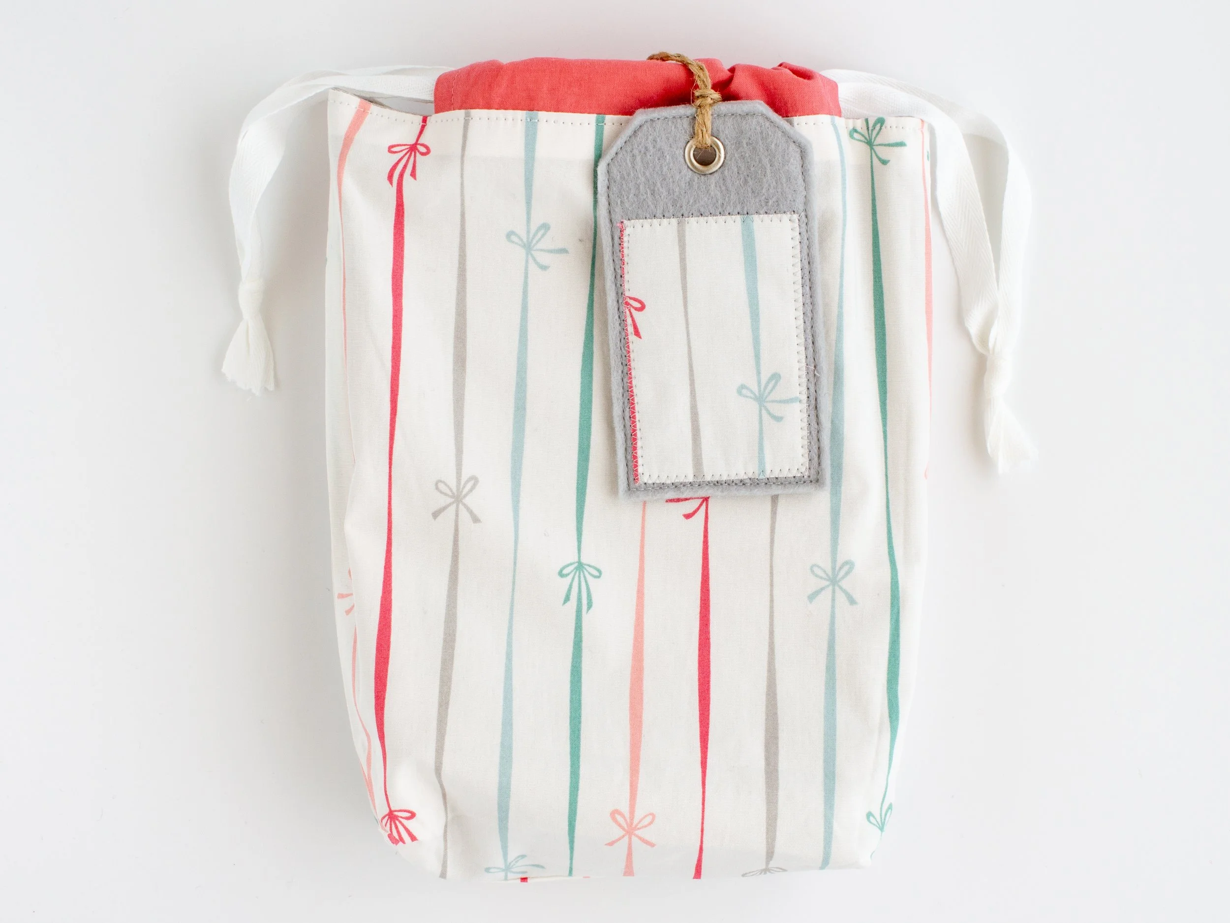 Dainty Bows + Pale Gray Heirloom Gift Bag – Set of 3 (SM, MD, LG)
